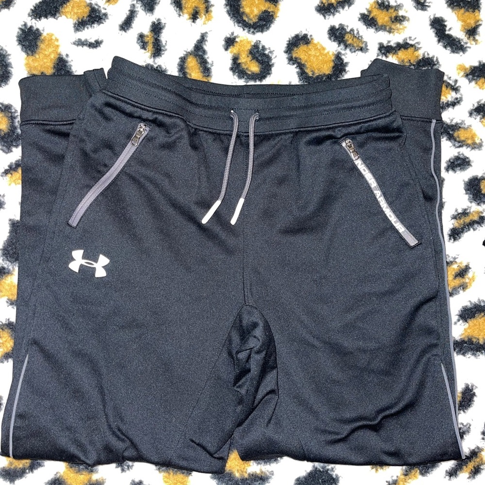Under armour sweats
